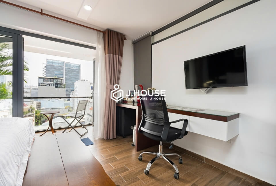 Studio apartment for rent with balcony at The Garden Building, District 3, HCM