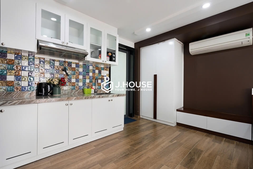 Studio apartment for rent with balcony at The Garden Building, District 3, HCM