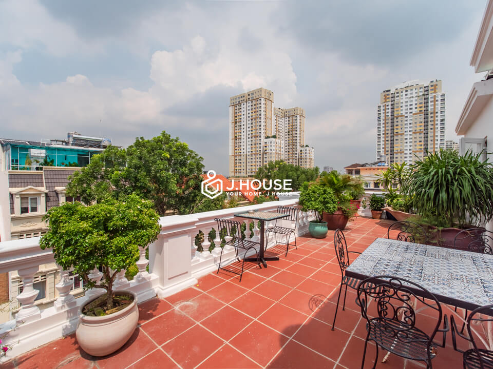 Saigon Sen apartment