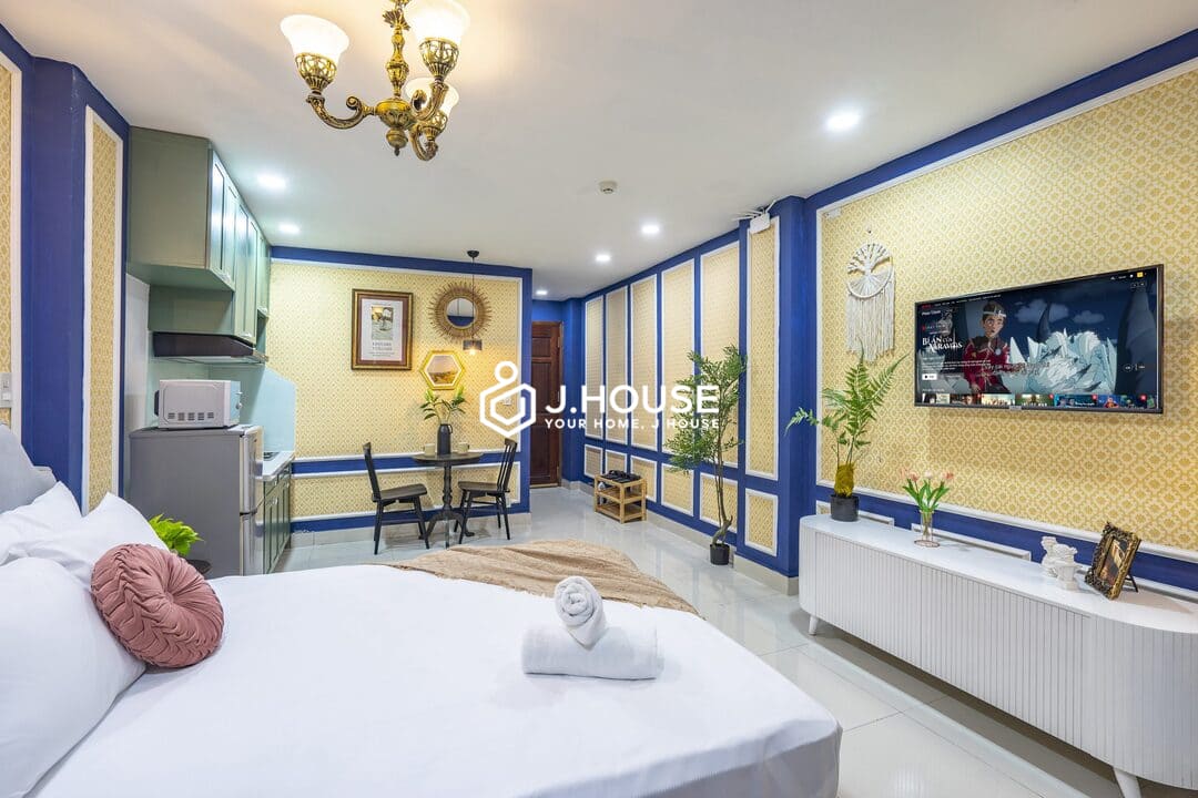 Adora studio apartment for rent on Ton That Tung Street, District 1, HCMC-2