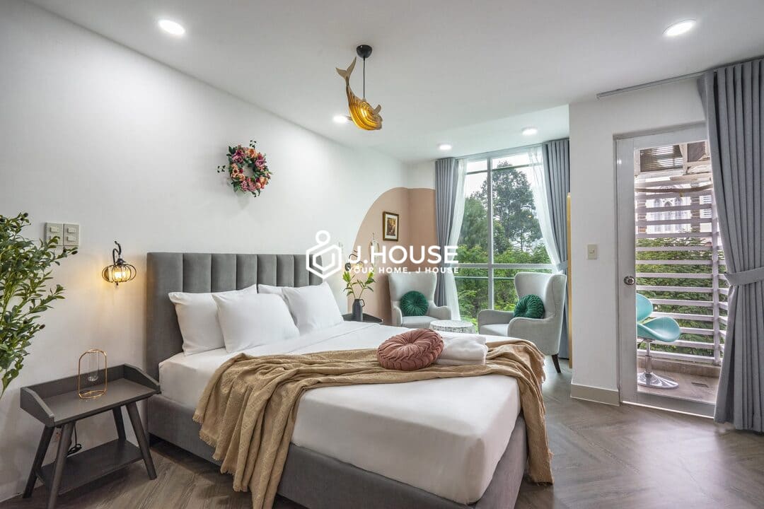 Derry studio apartment nex to central park in Disrict 1, HCMC-0