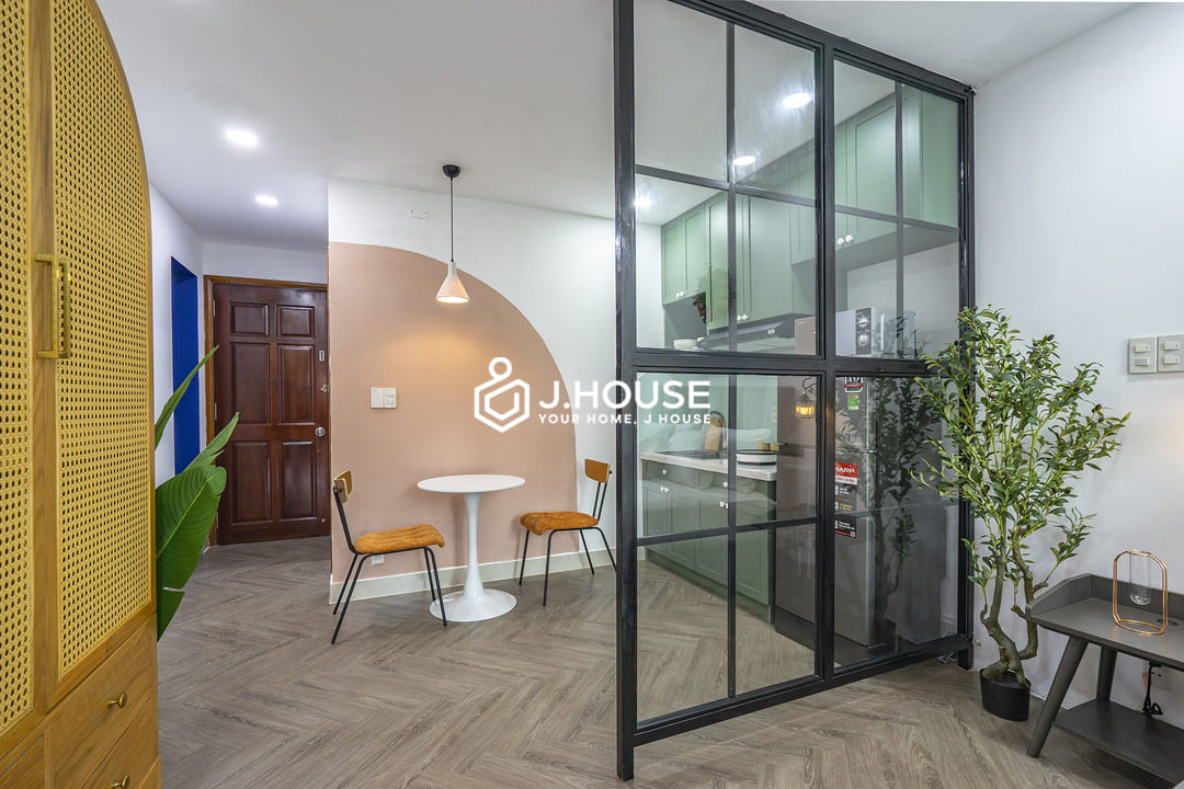 Derry studio apartment nex to central park in Disrict 1, HCMC-6