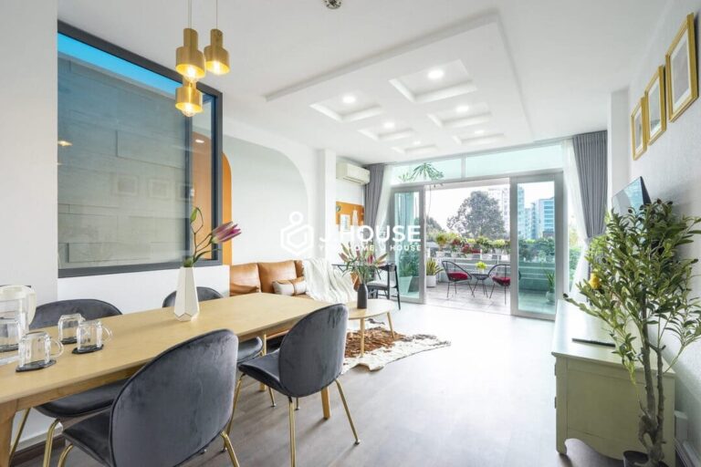 Cho Thuê Căn Hộ Devol 1PN Cao Cấp Có Sân Thượng Riêng Tại Quận 1 2 Devol 1 br apartment for rent in District 1, HCMC