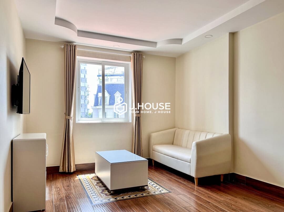 For rent 2 bedroom apartment with pool and gym in Thao Dien, District 2