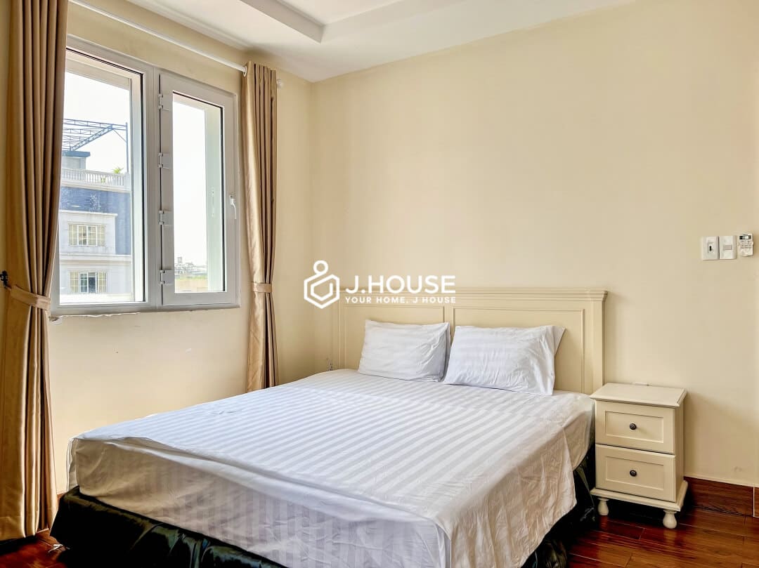 For rent 2 bedroom apartment with pool and gym in Thao Dien, District 2