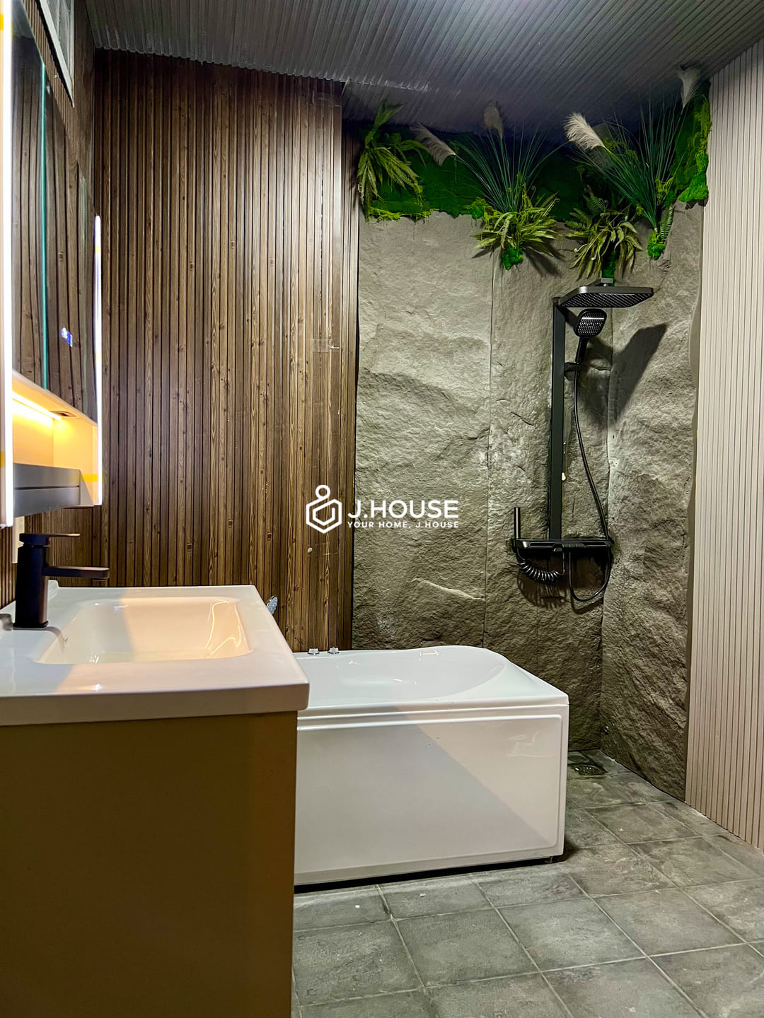 Modern 1br apartment for rent at La Rosa Thao Dien, District 2, HCM