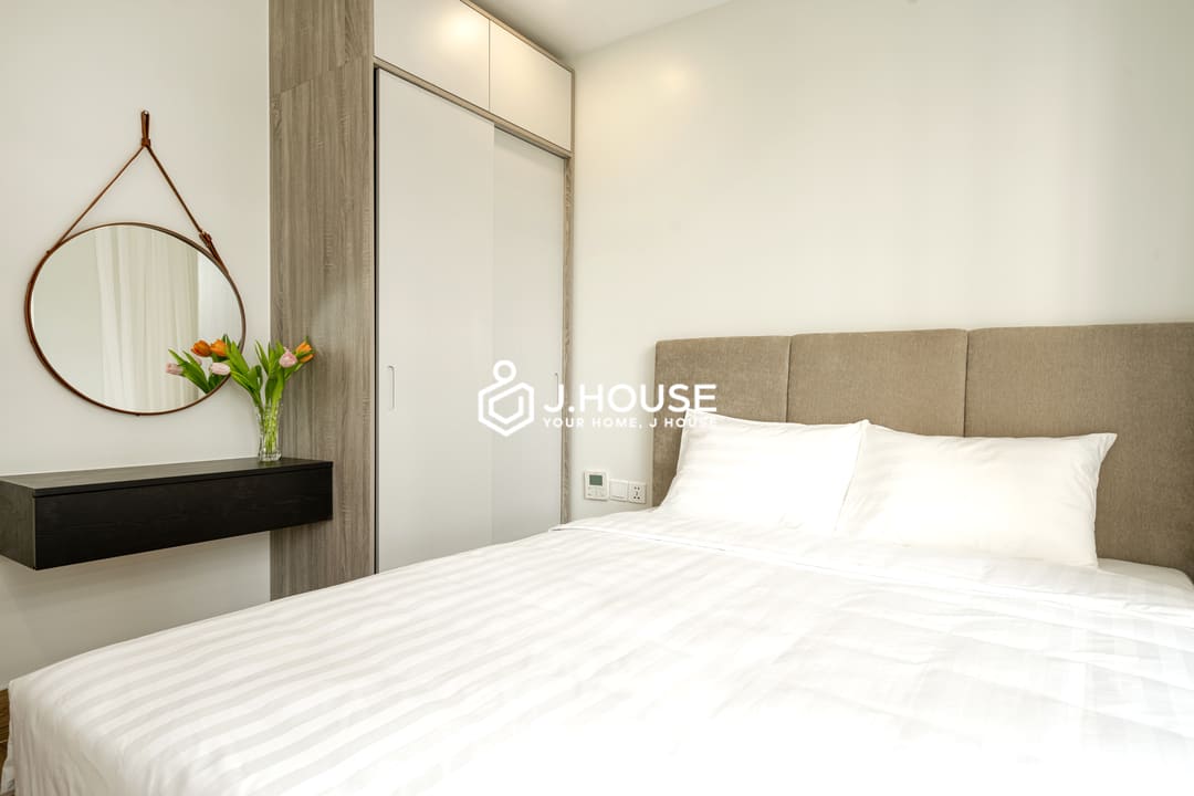 Modern 2 bedroom serviced apartment at SQ Thao Dien, District 2, HCMC-10
