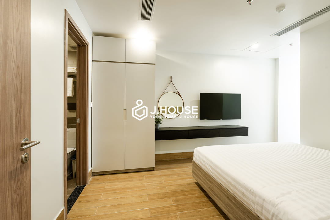 Modern 2 bedroom serviced apartment at SQ Thao Dien, District 2, HCMC-7