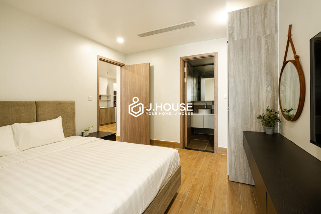 Modern 2 bedroom serviced apartment at SQ Thao Dien, District 2, HCMC-8