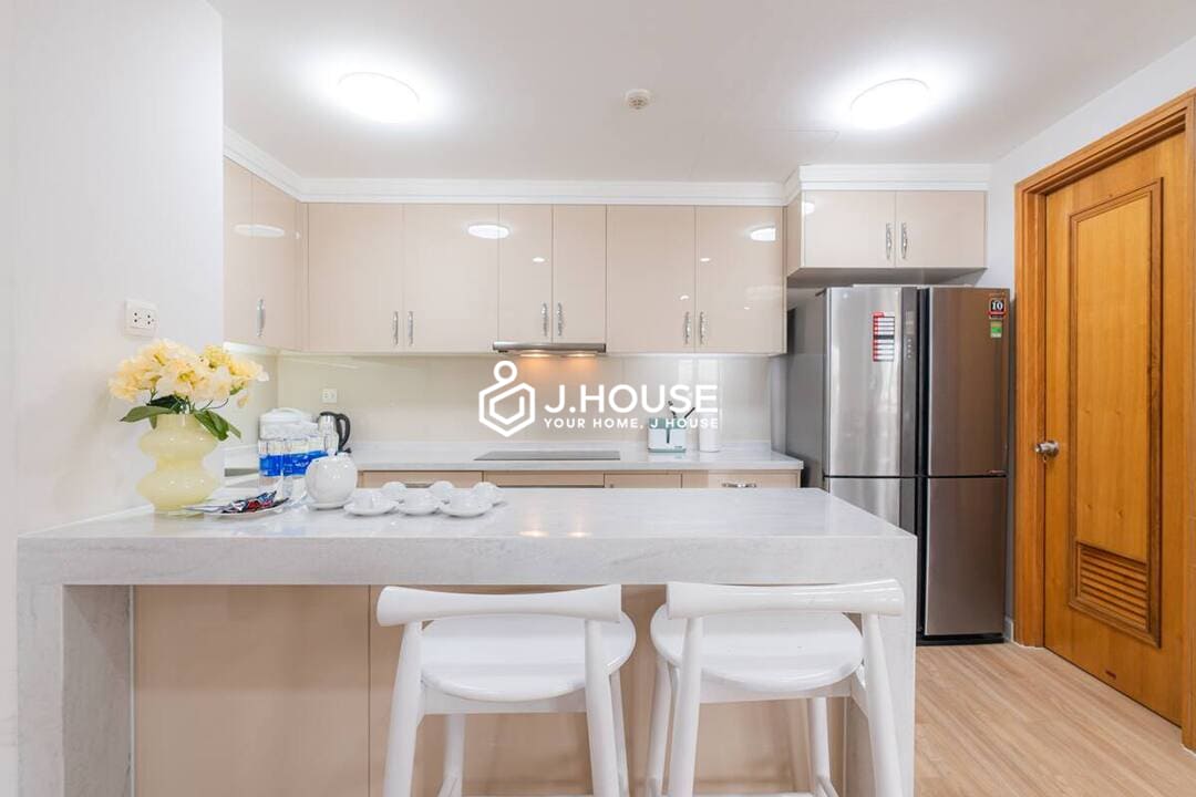 Modern 3 br apartment for rent at Saigon Pavillon, District 3, HCMC