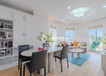 Modern 3 br apartment for rent at Saigon Pavillon, District 3, HCMC