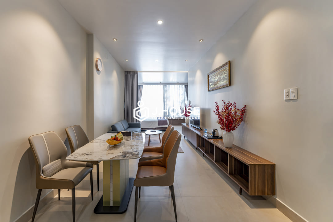 Modern & Spacious studio apartment for rent near the airport, Tan Binh District-1