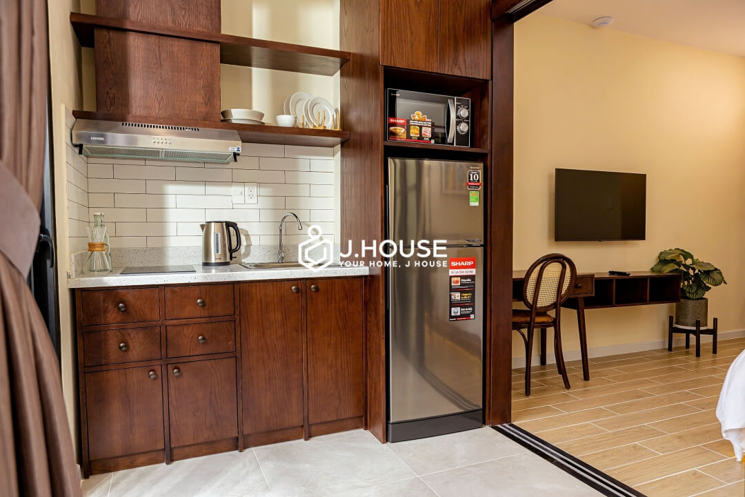 Modern and comfortable apartment for rent in District 1, HCMC