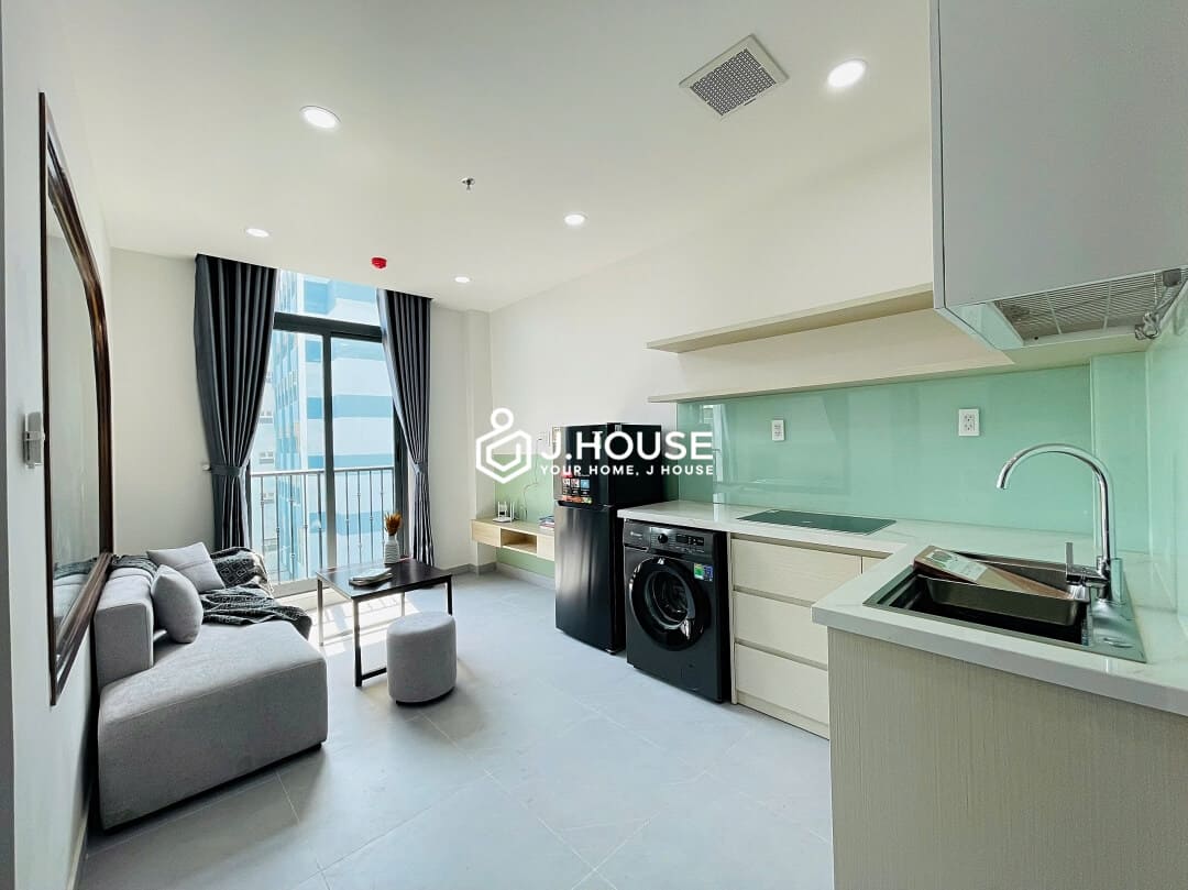 Modern fully furnished apartment for rent in District 10, HCMC-0