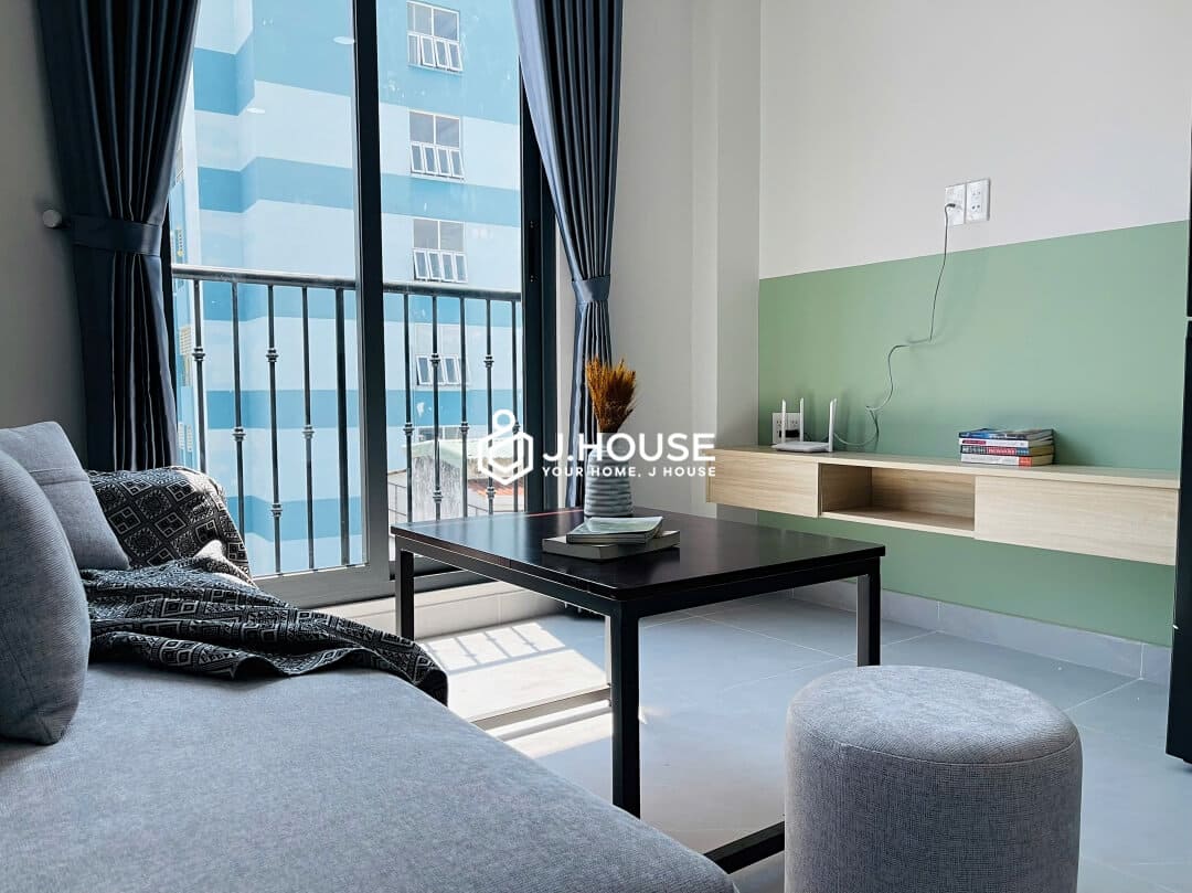 Modern fully furnished apartment for rent in District 10, HCMC-3