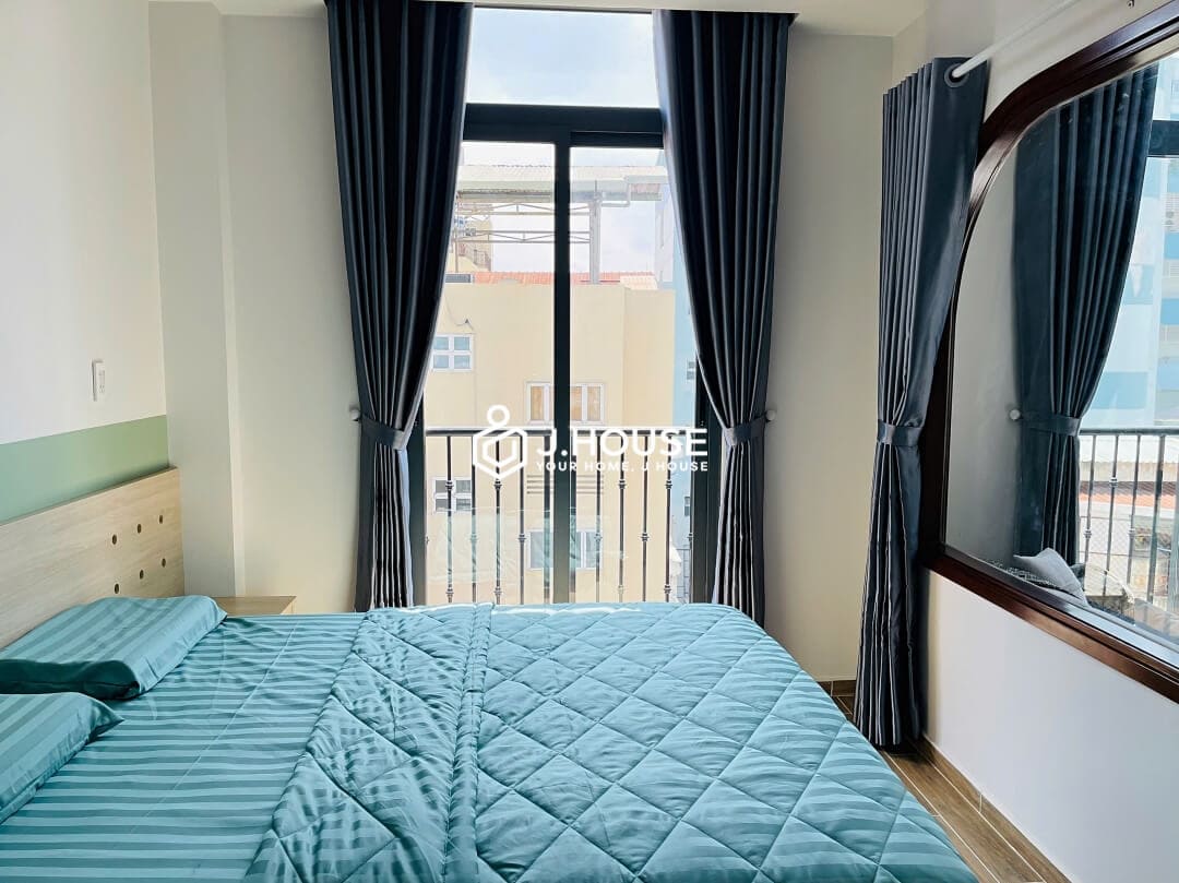 Modern fully furnished apartment for rent in District 10, HCMC-7