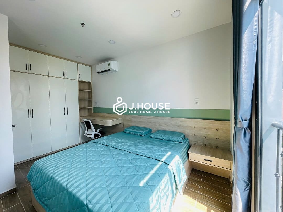 Modern fully furnished apartment for rent in District 10, HCMC-8