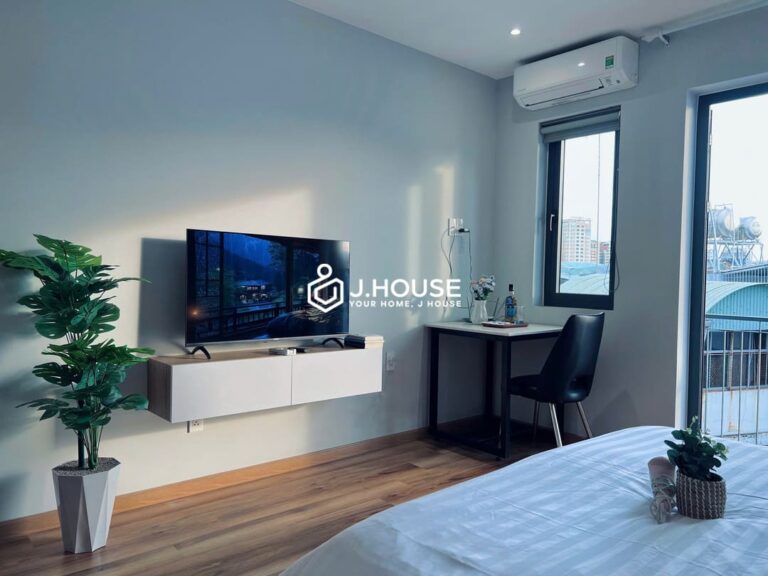 Bright Studio Apartment for Rent - Urban Loft Residence, District 1 3 Modern studio apartment with balcony at good price in District 1, HCMC