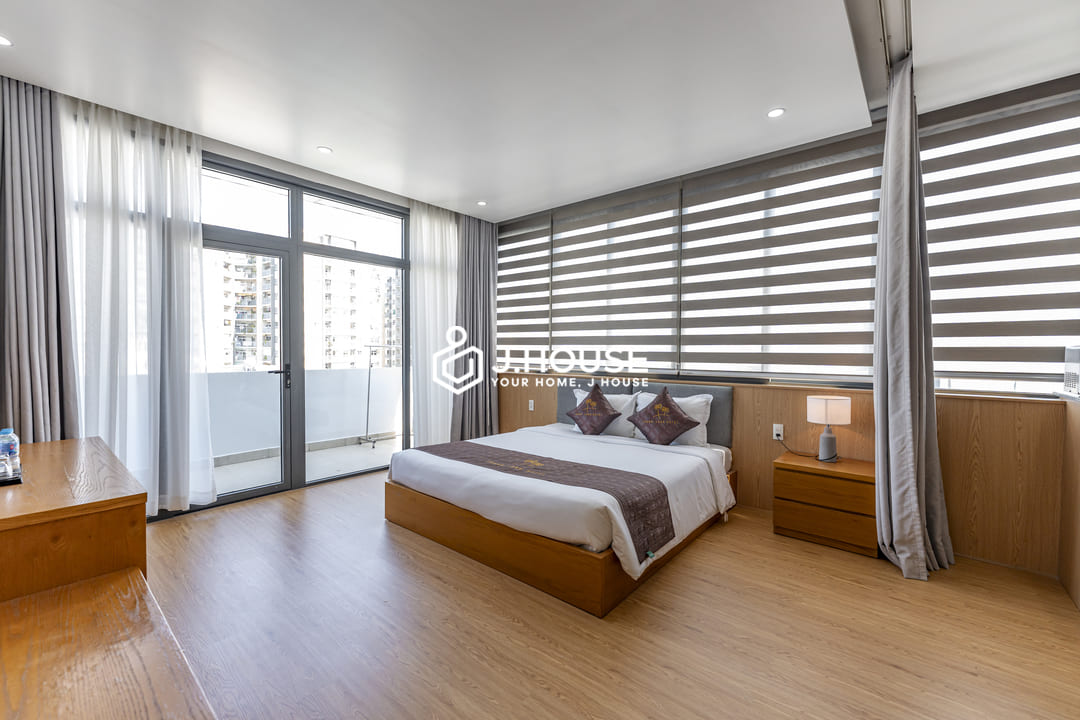 Modern studio with balcony for rent in Tan Binh District, HCMC - Next to Gia Dinh Park-3