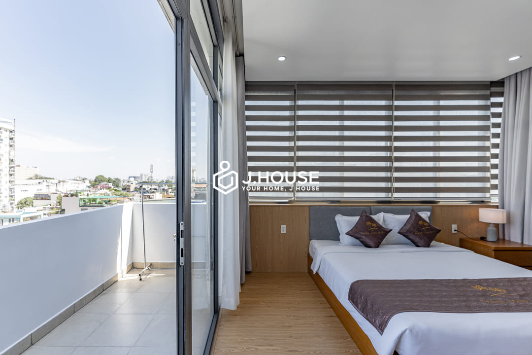 Modern studio with balcony for rent in Tan Binh District, HCMC - Next to Gia Dinh Park-5