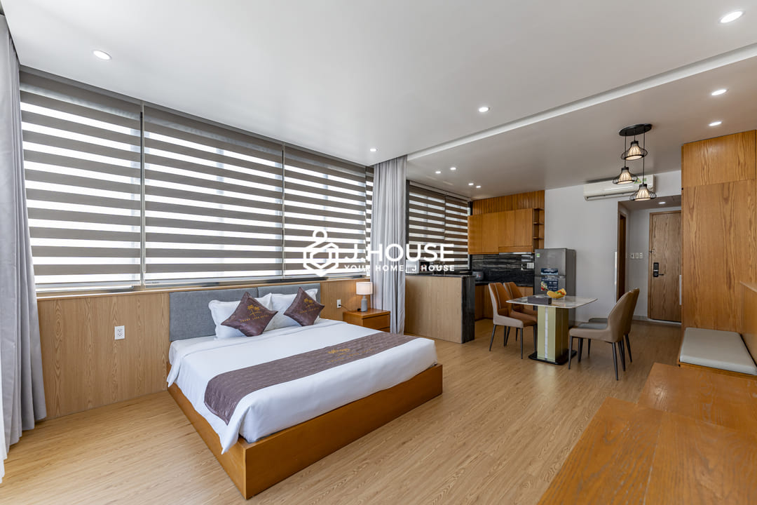 Modern studio with balcony for rent in Tan Binh District, HCMC - Next to Gia Dinh Park-7