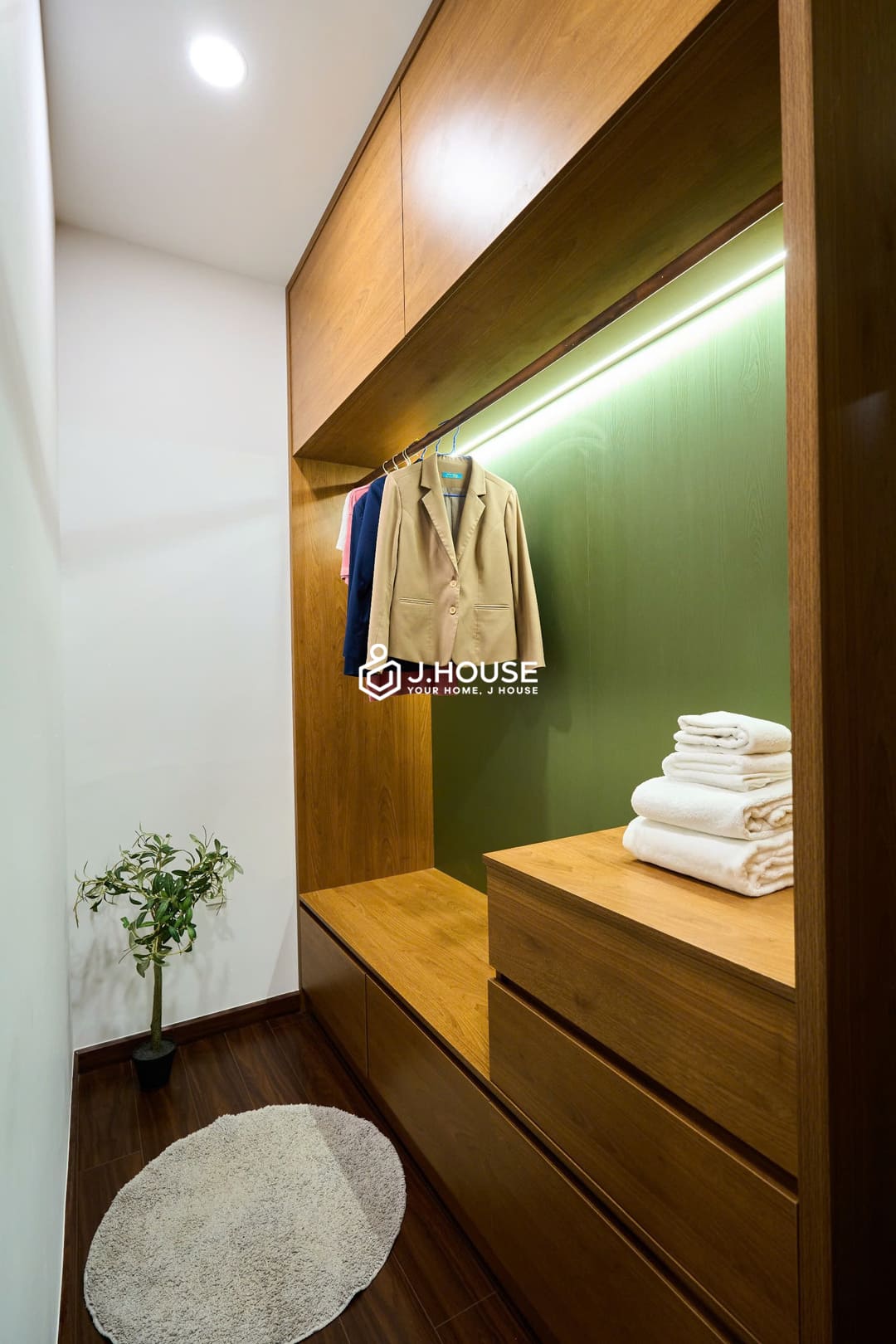 Rooftop modern 1 br apartment at GK INN, Phu Nhuan District, HCMC-3