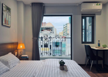 Serviced apartment for rent with balcony in District 1, HCMC-1
