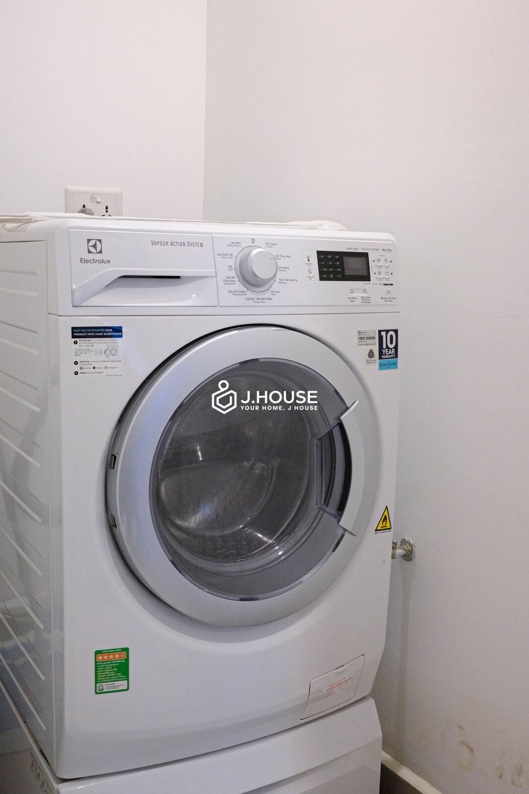 Spacious 1br apartment for rent at City Garden Binh Thanh