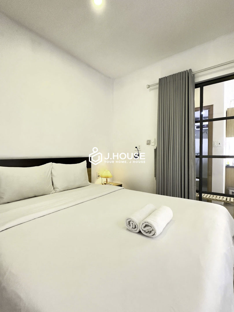 1-Bedroom with Balcony for Rent District 2 at Arista An Phu-8