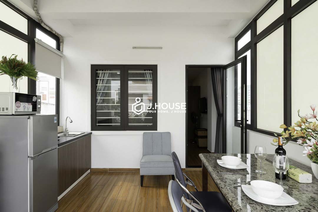 1BR Apartment with Balcony for Rent in Binh Thanh District 201401 Full House-3