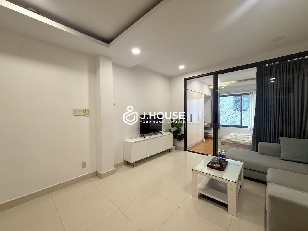 1br apartment for rent in District 1, HCMC - JooHouse 1