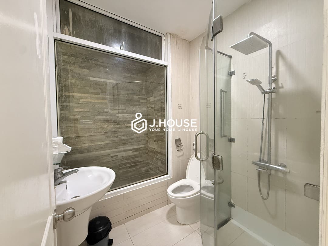 1br apartment for rent in District 1, HCMC - JooHouse 1