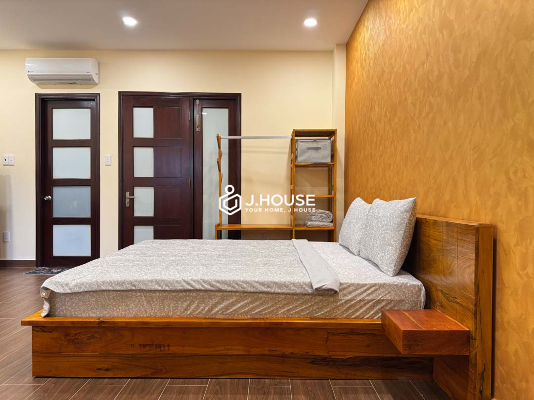 1st floor - Studio 2 with Windows, Sky Home-2