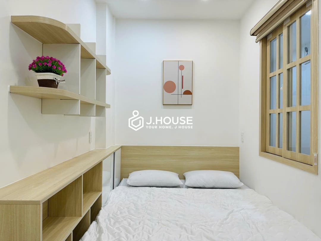2 br apartment for rent in District 10, HCMC - Quynh Khang 6 Apartment-7