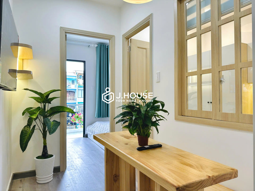 Affordable 2 br apartment for rent in District 10, HCMC - Quynh Khang 6 Apartment-7