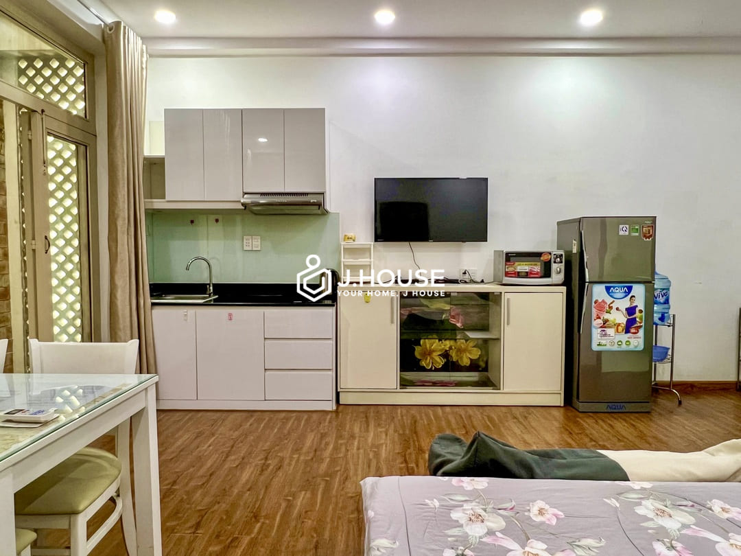 Affordable studio apartment for rent in District 1 - Lien Chi House, HCMC