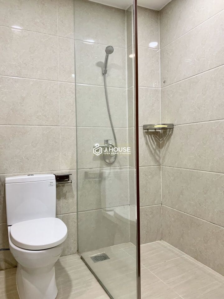 Apartment for rent near Tan Dinh market in District 3, HCMC-13