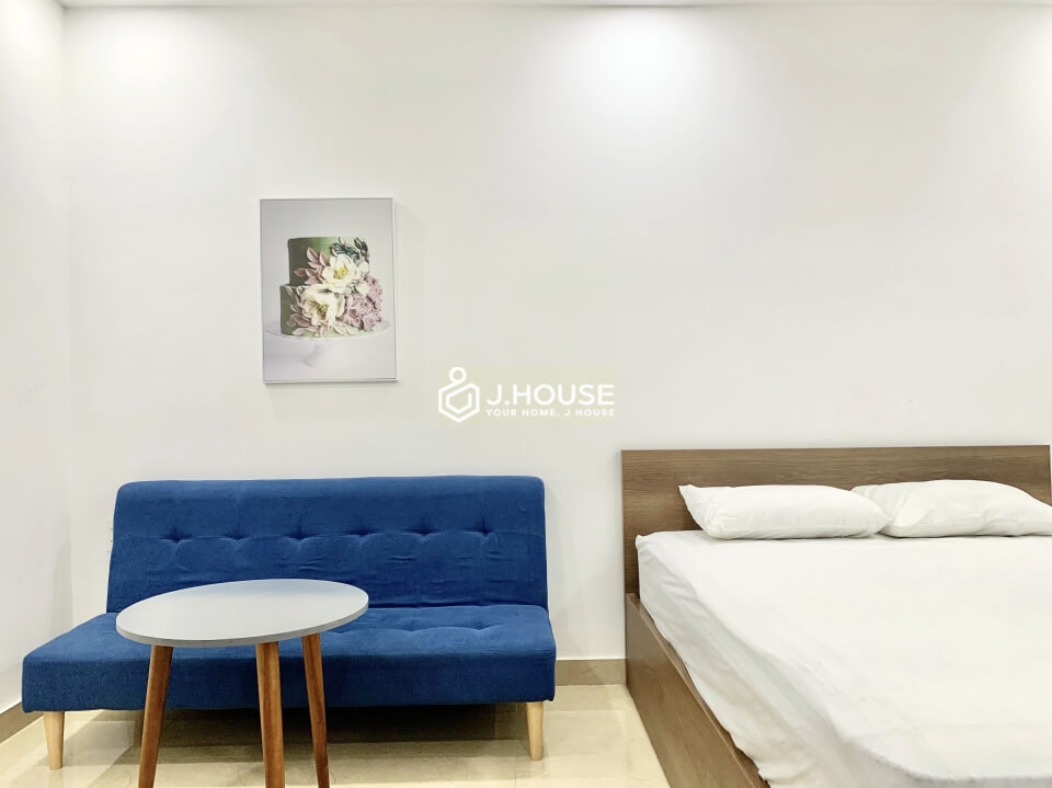 Apartment for rent near Tan Dinh market in District 3, HCMC-4