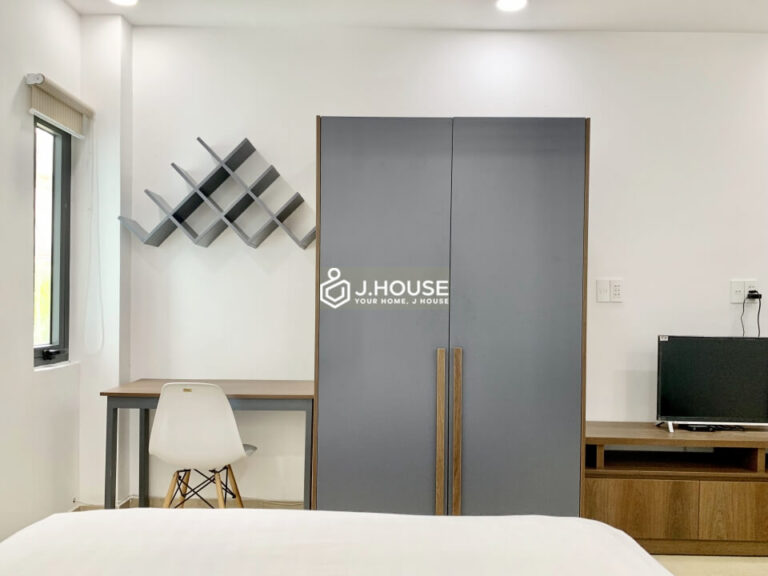 Apartment for rent near Tan Dinh market in District 3, HCMC-5