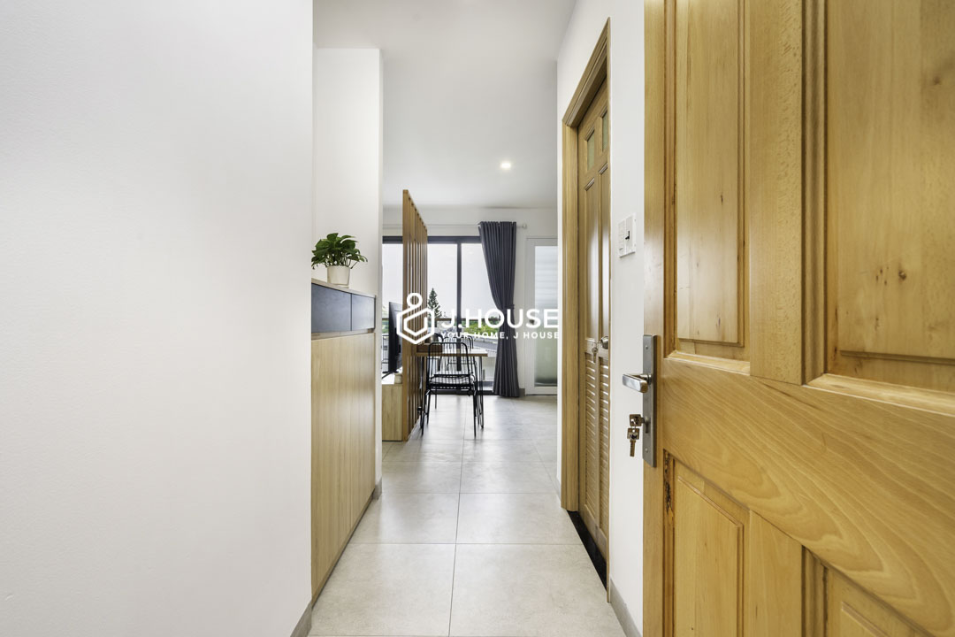 Bright 1-Bedroom Apartment with Large Balcony-11