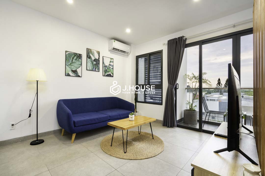 Bright 1-Bedroom Apartment with Large Balcony
