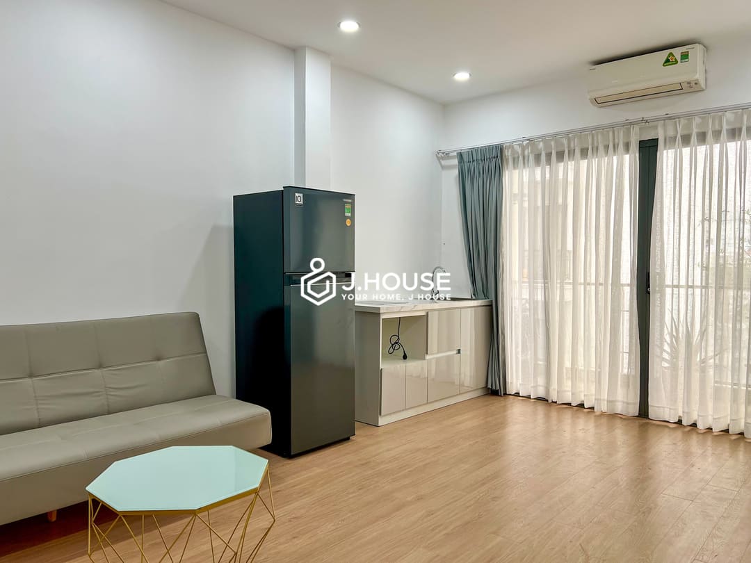 Bright 1 br apartment for rent in Thao Dien, District 2 - Thuy House-1