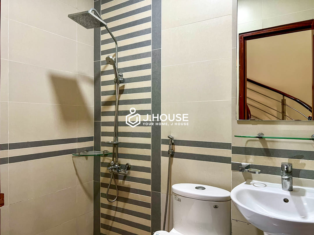 Bright 1 br apartment for rent in Thao Dien, District 2 - Thuy House-8