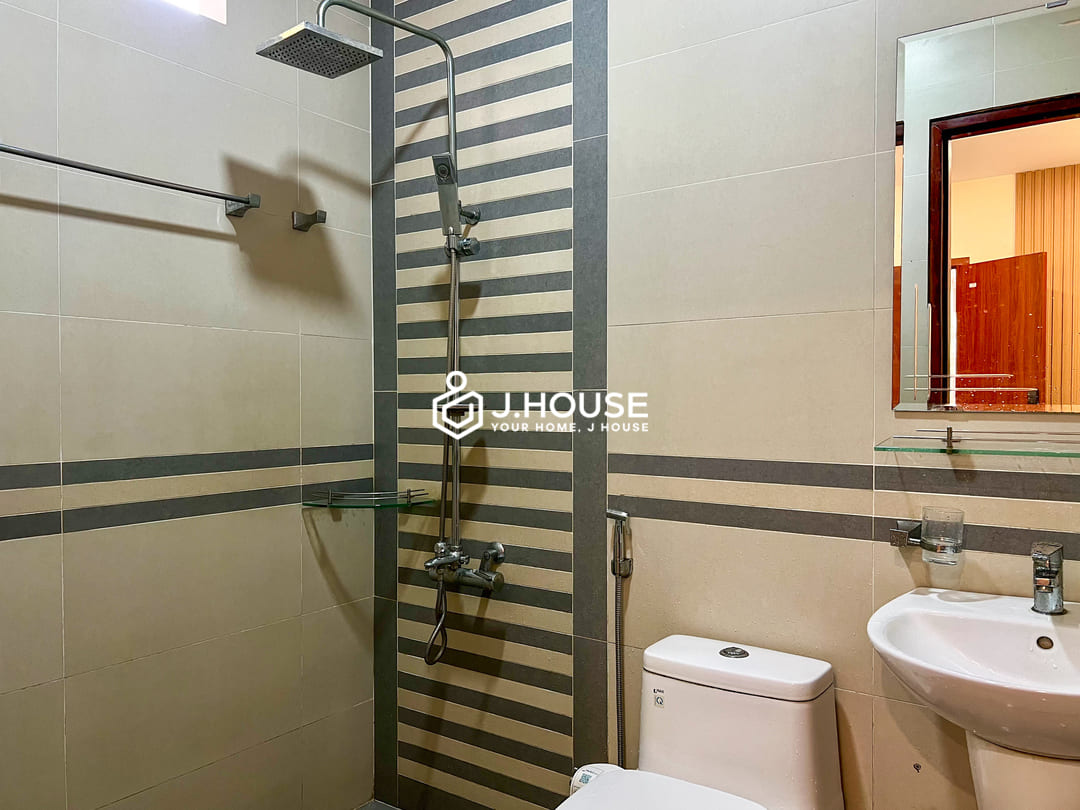 Bright 1 br apartment for rent in Thao Dien, District 2 - Thuy House-9