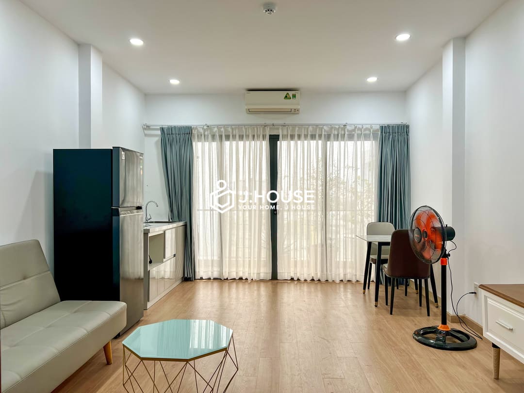 Bright 1 br apartment for rent in Thao Dien, District 2 - Thuy House