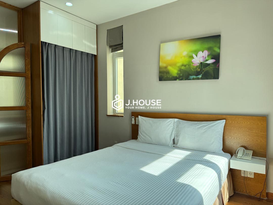 Bright 1BR Apartment with View at GK Garden-2