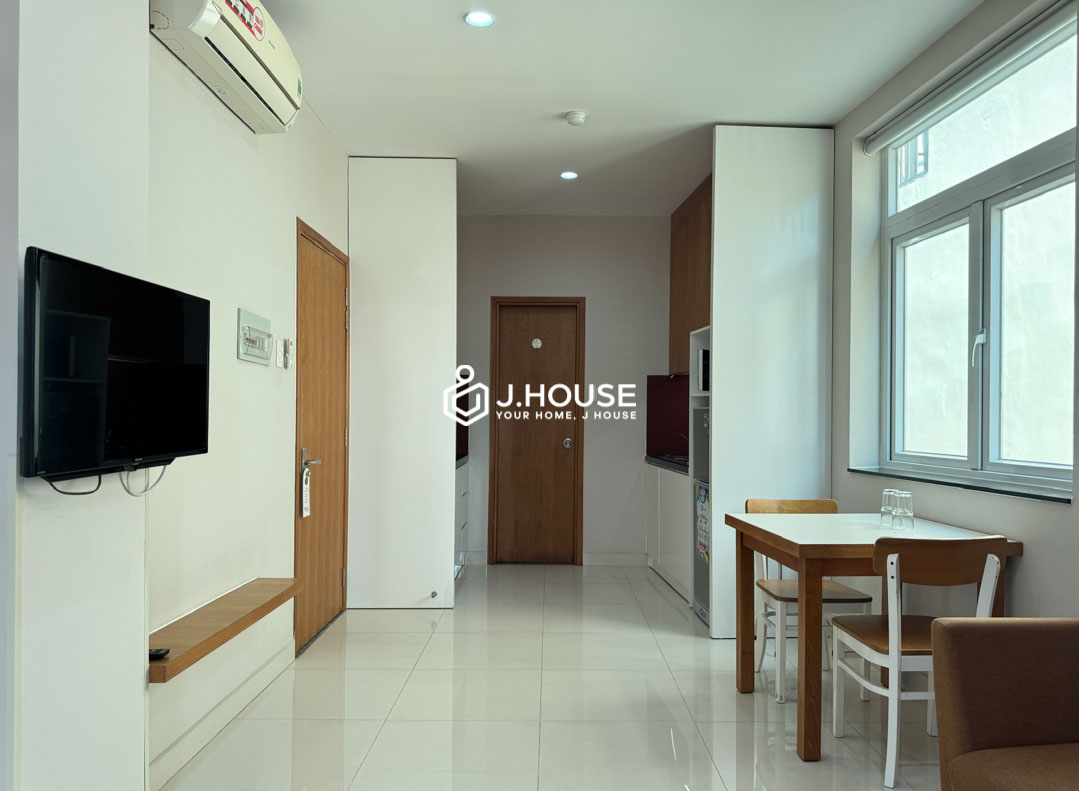 Bright 1BR Apartment with View at GK Garden-5