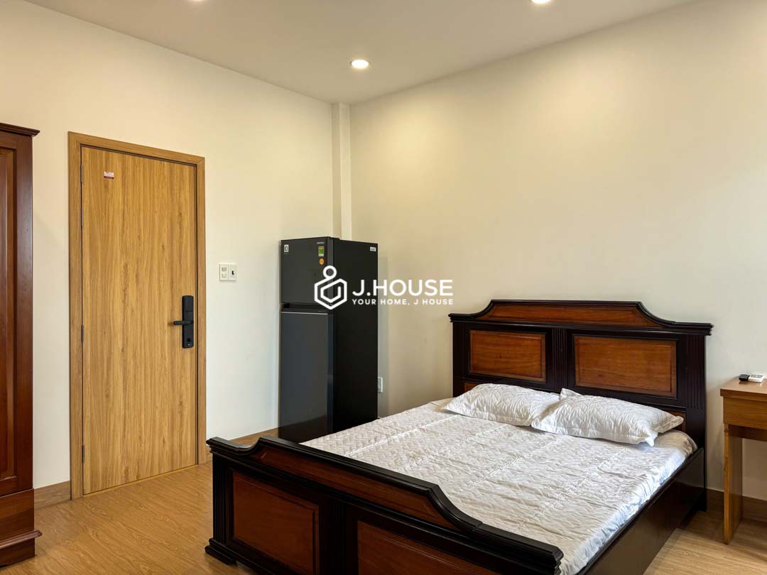 Bright 25m2 Studio Apartment with Thao Dien View on Street 54-3