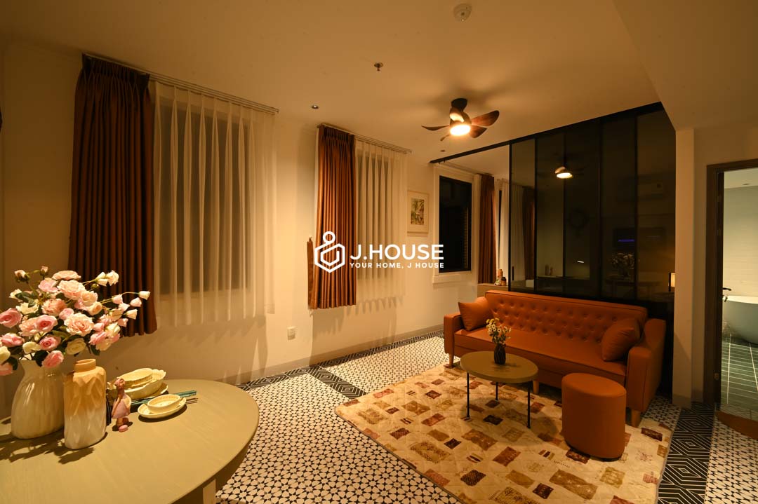 Bright, Modern & Spacious 1BR with Bathtub in Binh Thanh