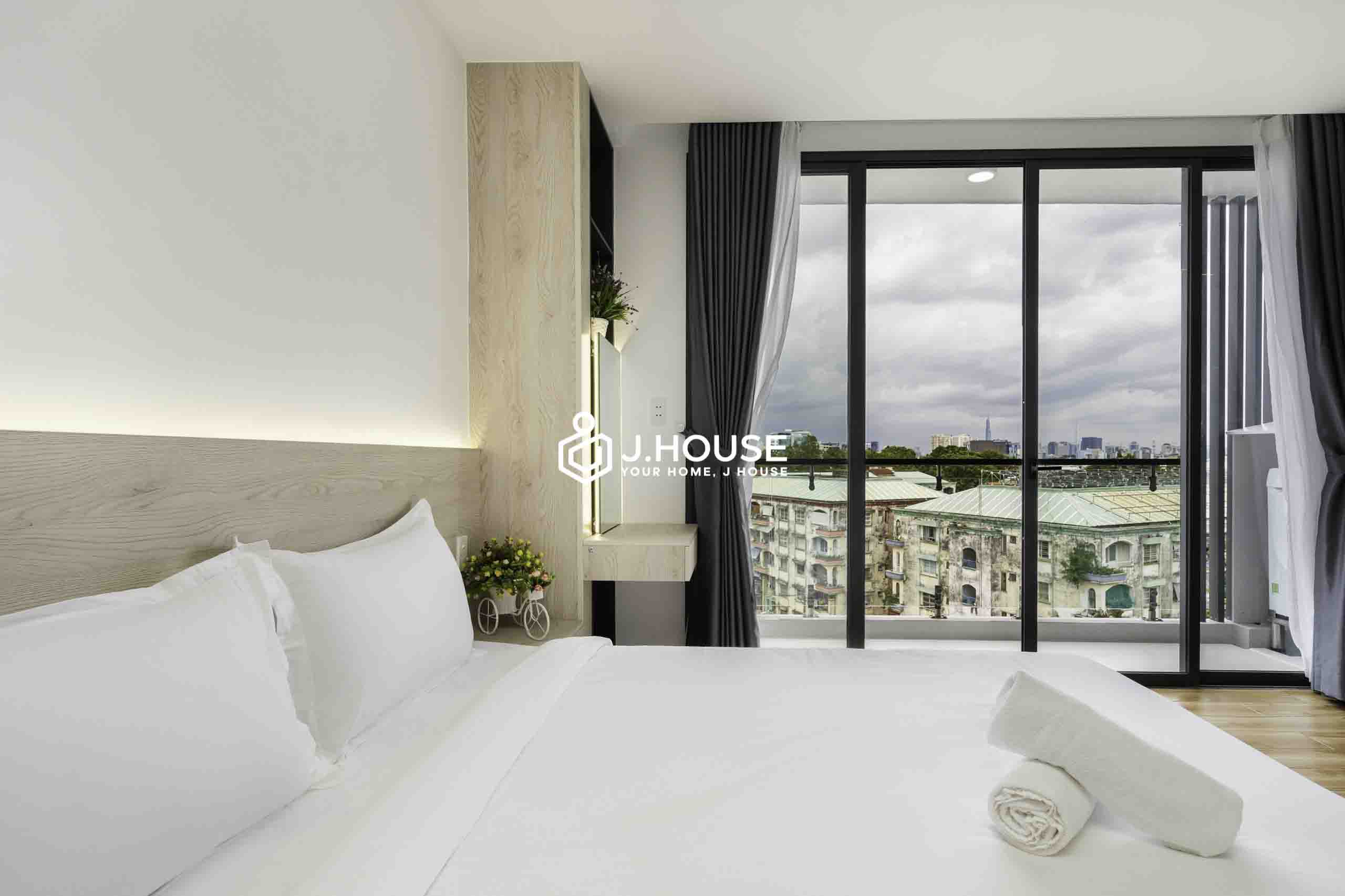 Bright Modern Studio For Rent District 10 - Haya House-2